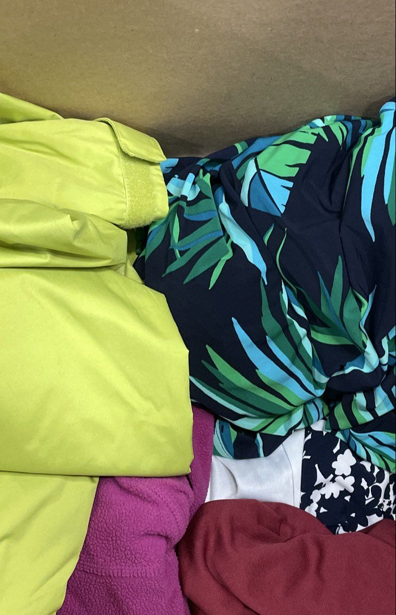 19 Lb Bulk Lot Assorted Brand Reseller Clothing Mixed Styles Men's Women's