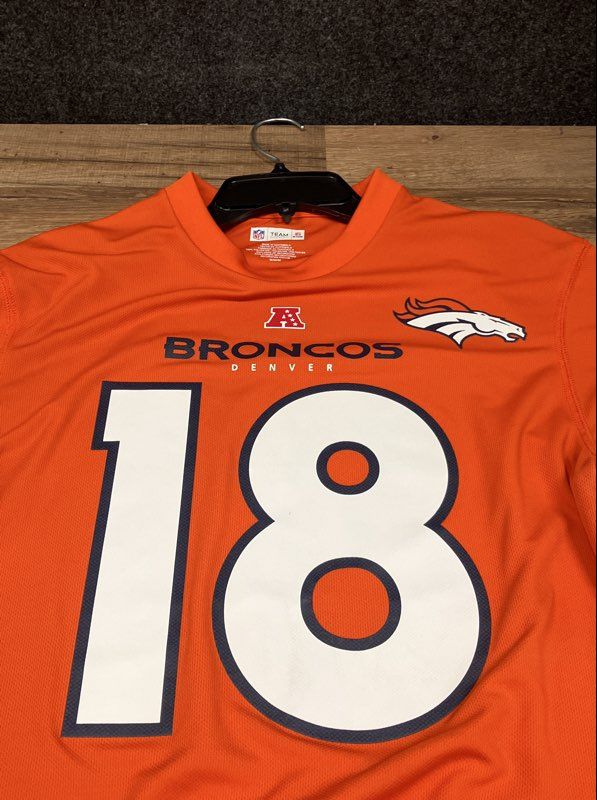 NFL Team Apparel Men's Denver Broncos Peyton Manning 18 Orange Jersey Sz M