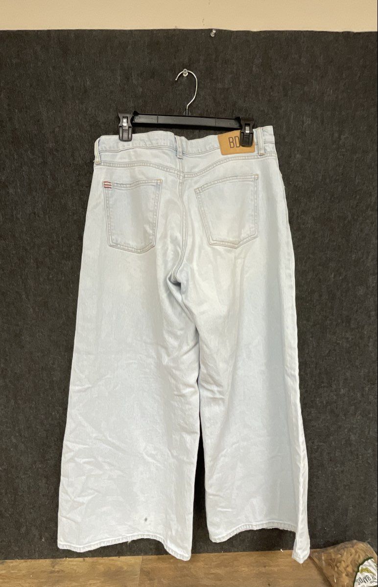 BDG Urban Outfitters Women's High Rise Wide Leg Jeans Light Wash Blue Size 28