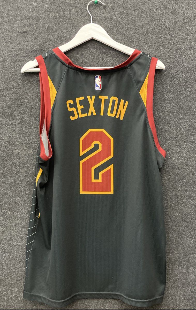 Nike Men's Cleveland Cavaliers Collin Sexton Statement Edition Jersey Grey Sz L