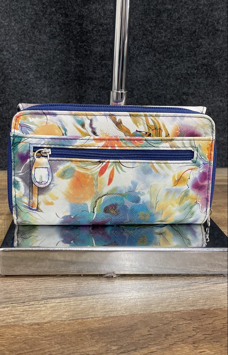 Safe Keeper Multi Color Floral Print Textured Leather Clutch Wallet Organizer
