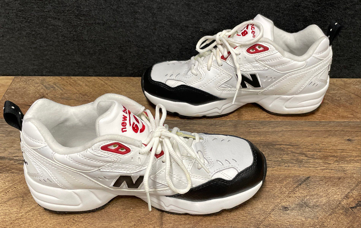 New Balance 608 White Black Red Women's Cross Training Sneakers Size 9D Wide