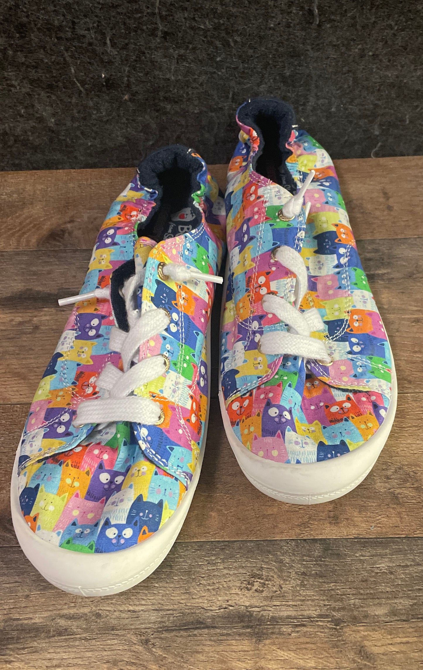Skechers BOBS Beach Bingo Kitten Party Slip-On Sneakers Women's Size 11