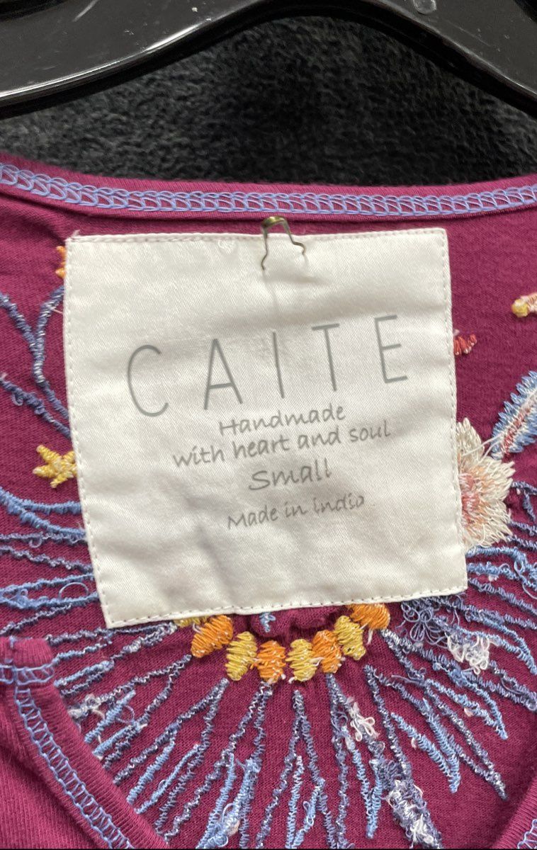 Caite Women's Magenta Floral Embroidered Long Sleeve Cotton Henley Top Sz S