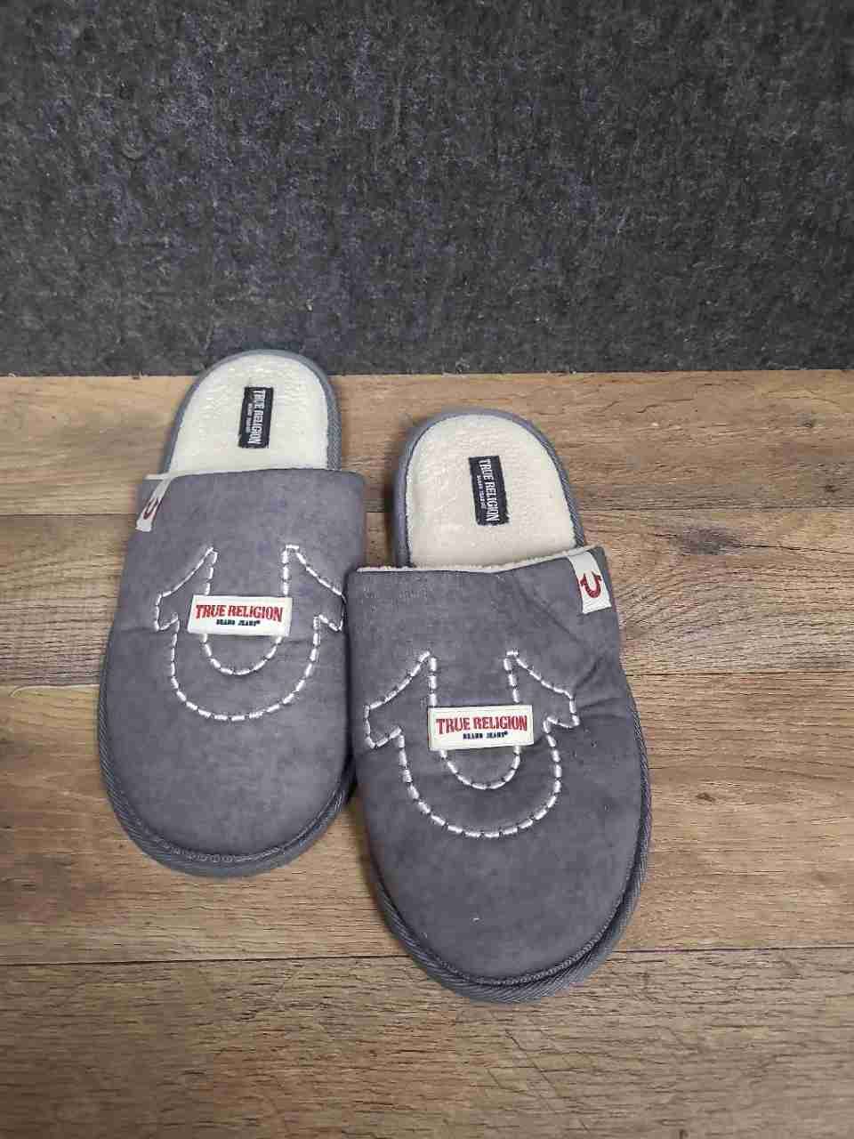 True Religion Grey Embroidered Horseshoe Logo Slip-On Slippers Men's Size 9-10