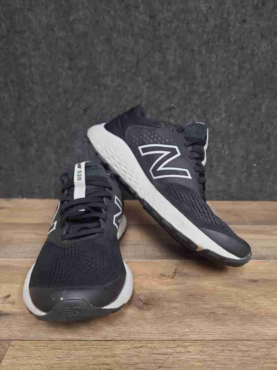 New Balance 520v7 W520LK7 Black White Women's Running Shoes Size 8