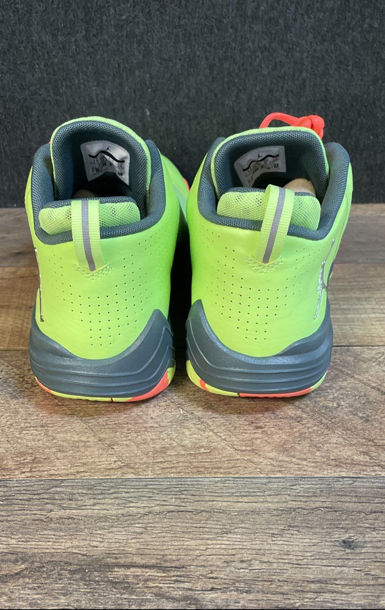 Nike Air Jordan CP3.IX Yellow Ghost Green Hyper Orange Basketball Size 7Y
