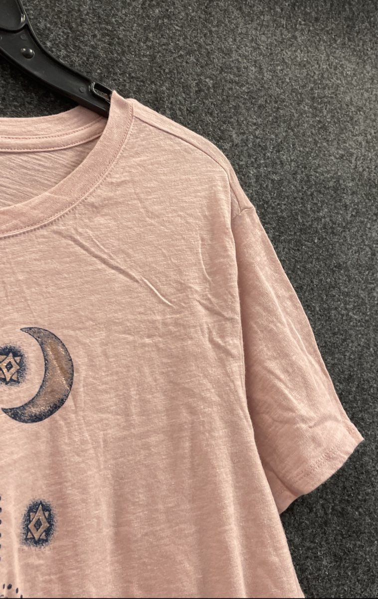 Lucky Brand Women's Pink Hamsa Hand Evil Eye Celestial Graphic T-Shirt Sz 1X