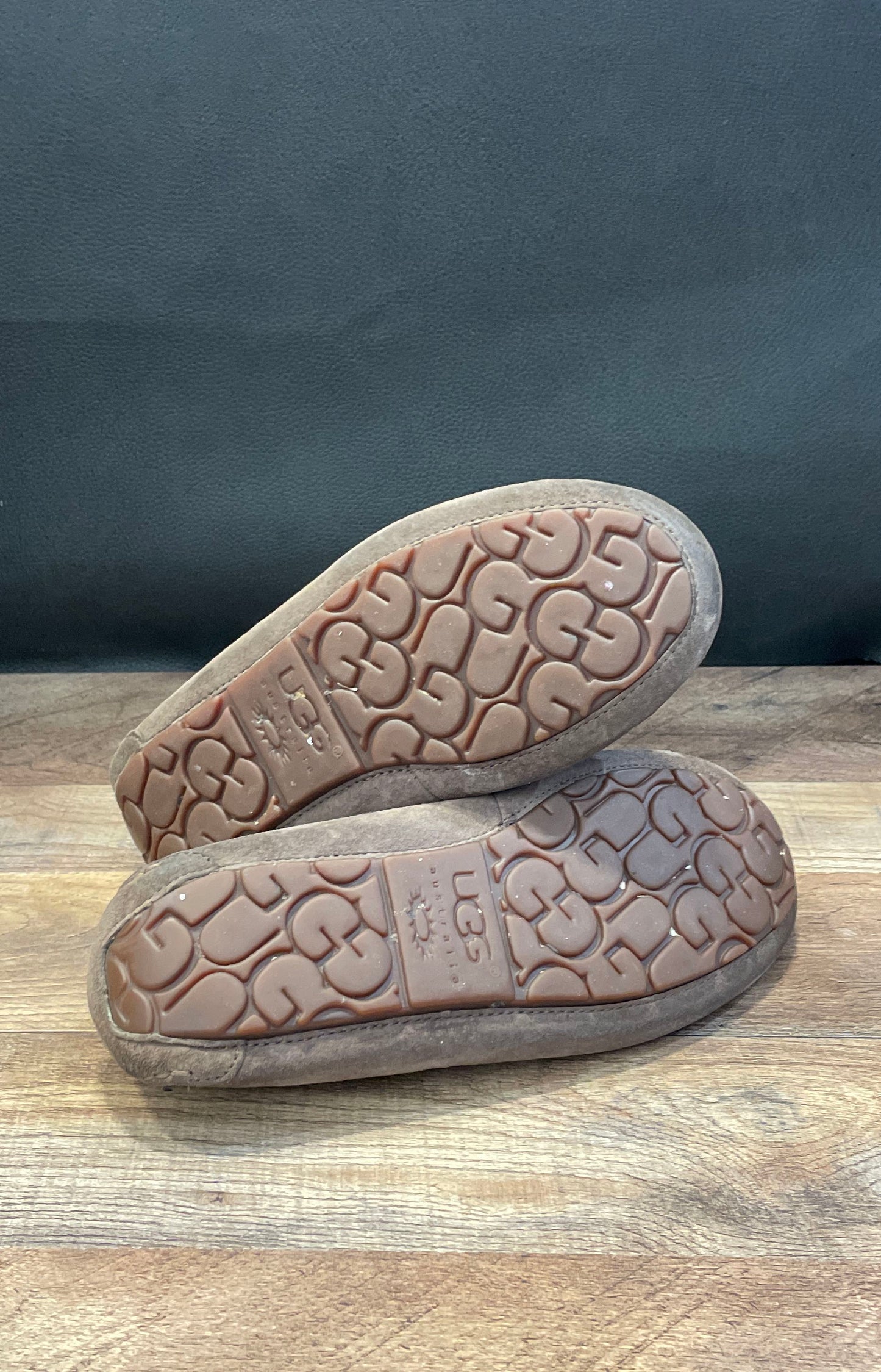 Ugg Dakota Espresso Brown Suede Moccasin Slippers Women's Size 7