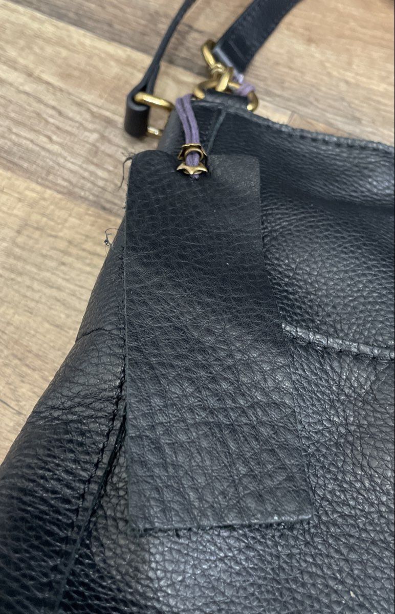 American Leather Co. Black Pebbled Leather Shoulder Bag Gold Hardware
