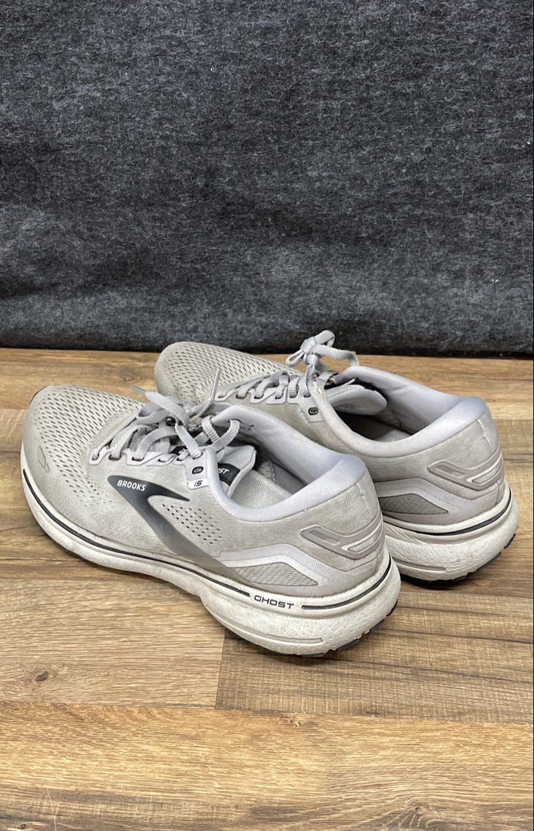 Brooks Ghost 15 Grey Black Running Shoes Sneakers Men's Size 10