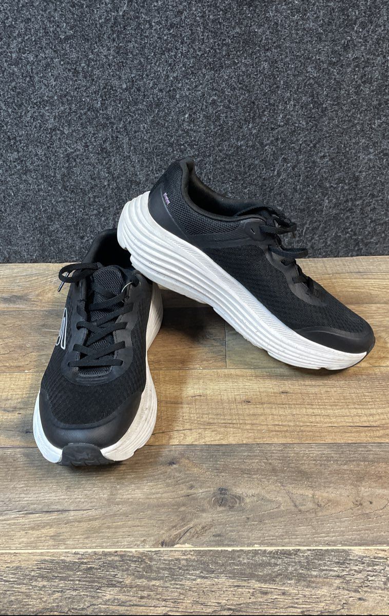 Skechers Max Cushioning Elite Black White Running Shoes Women's Size 9