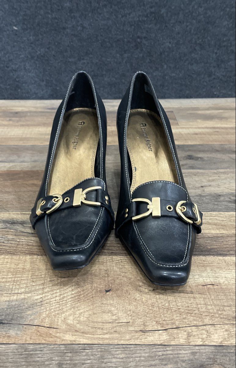Etienne Aigner Grandiose Black Leather Gold Buckle Pointed Toe Heels Size 8.5 M