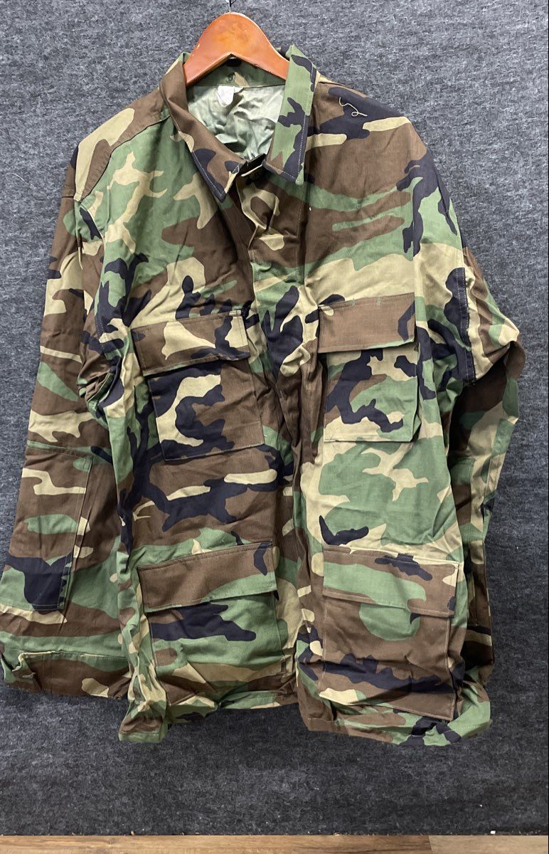 Lion Apparel Men's Vintage Woodland Camo BDU 1000 Field Shirt Jacket USA Sz XL/L