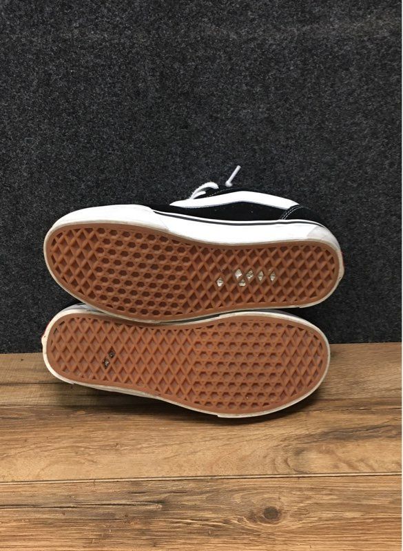 Vans Knu Skool Black White Suede Puffy Skate Shoes Men's Size 8 Women's 9.5