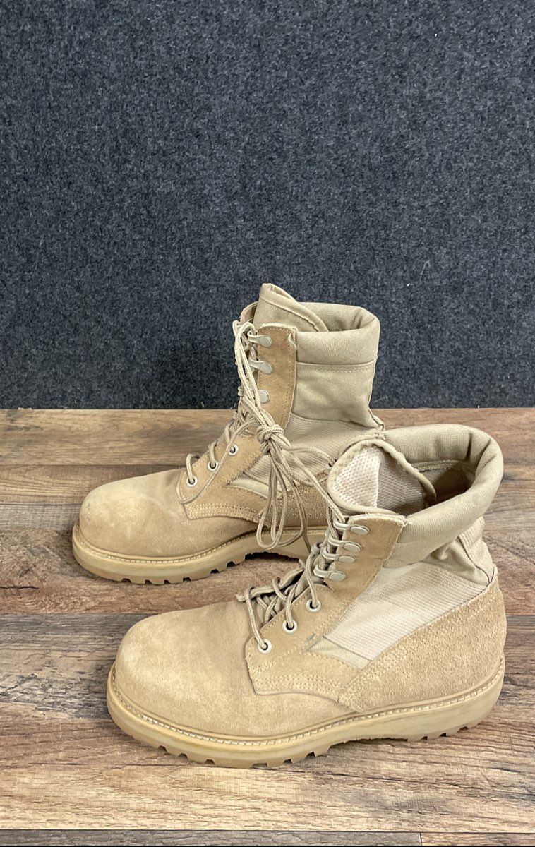 Vintage 2000s Vibram Tan Military Desert Combat Safety Toe Boots Size 6W