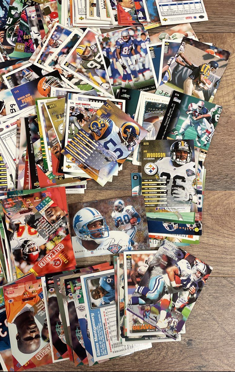 Barry Sanders + 3lbs Bulk Football Card Lot 1990s NFL Topps Score Upper Deck