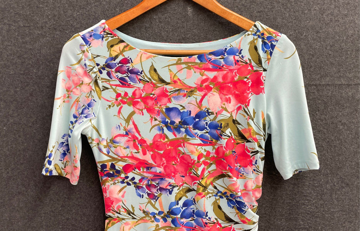 Jones New York Women's Floral Ruched Side Sheath Dress Blue Pink Sz 4