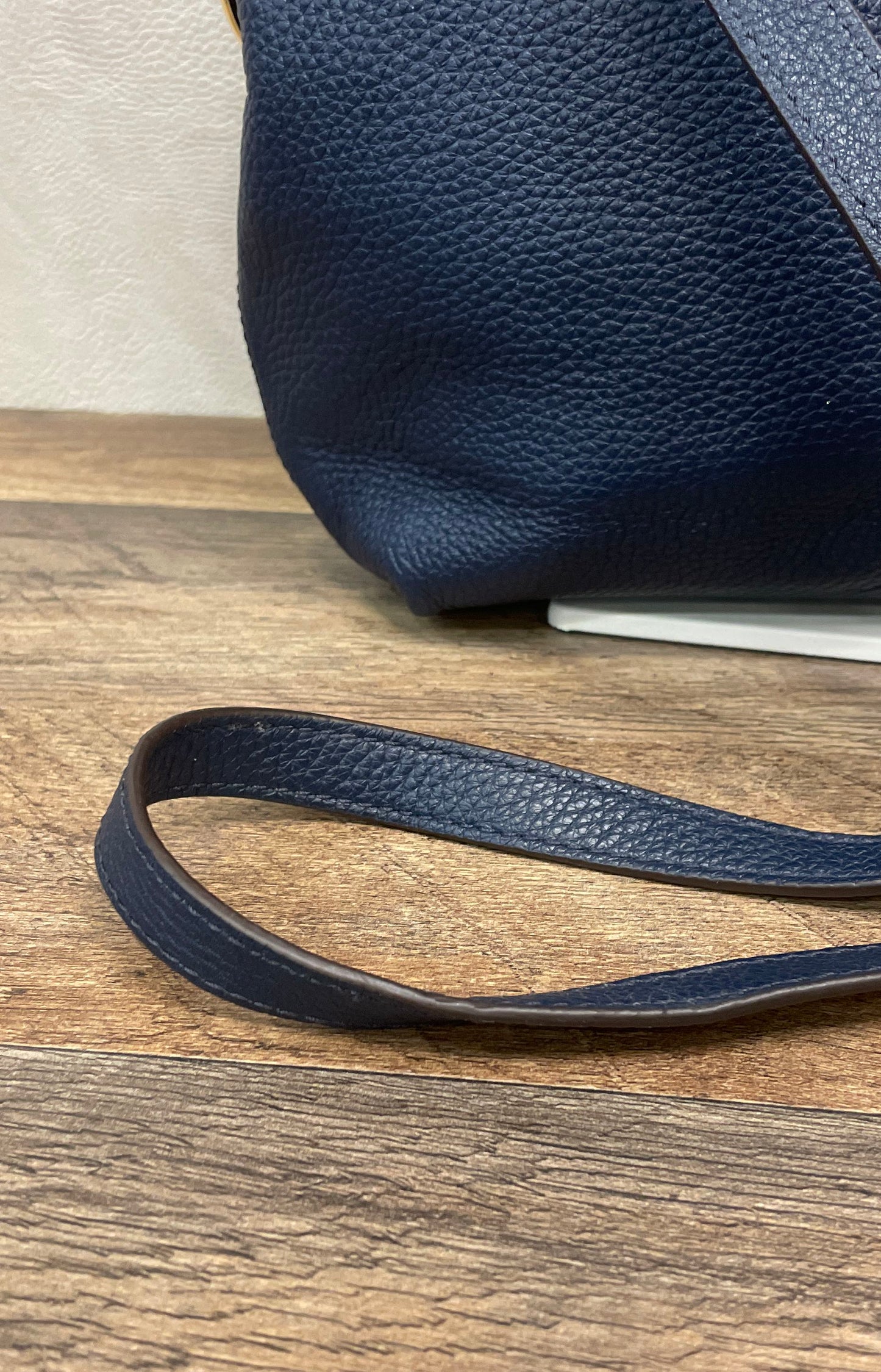 Michael Kors Navy Blue Pebbled Leather Shoulder Bag Gold Chain Link Hardware