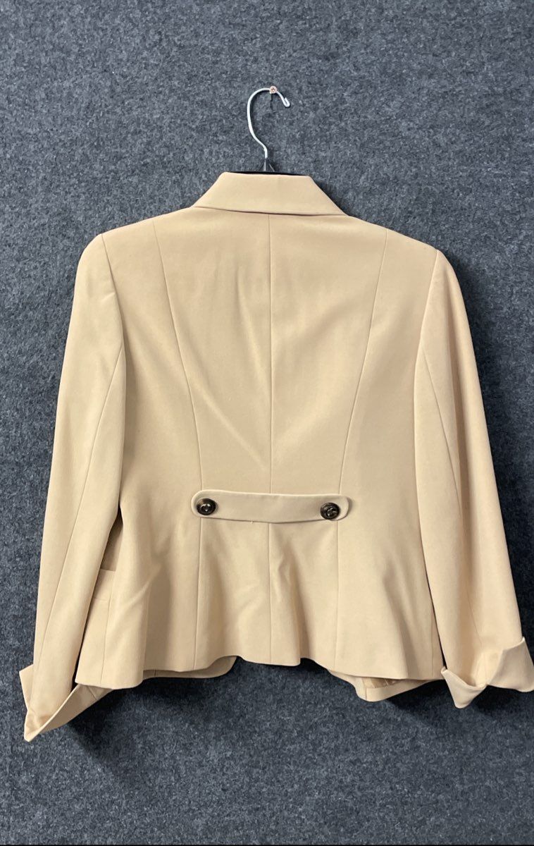 Kasper Women's Tan Blazer Jacket Band Style Multi Button Cuffed Sleeve Sz 4P
