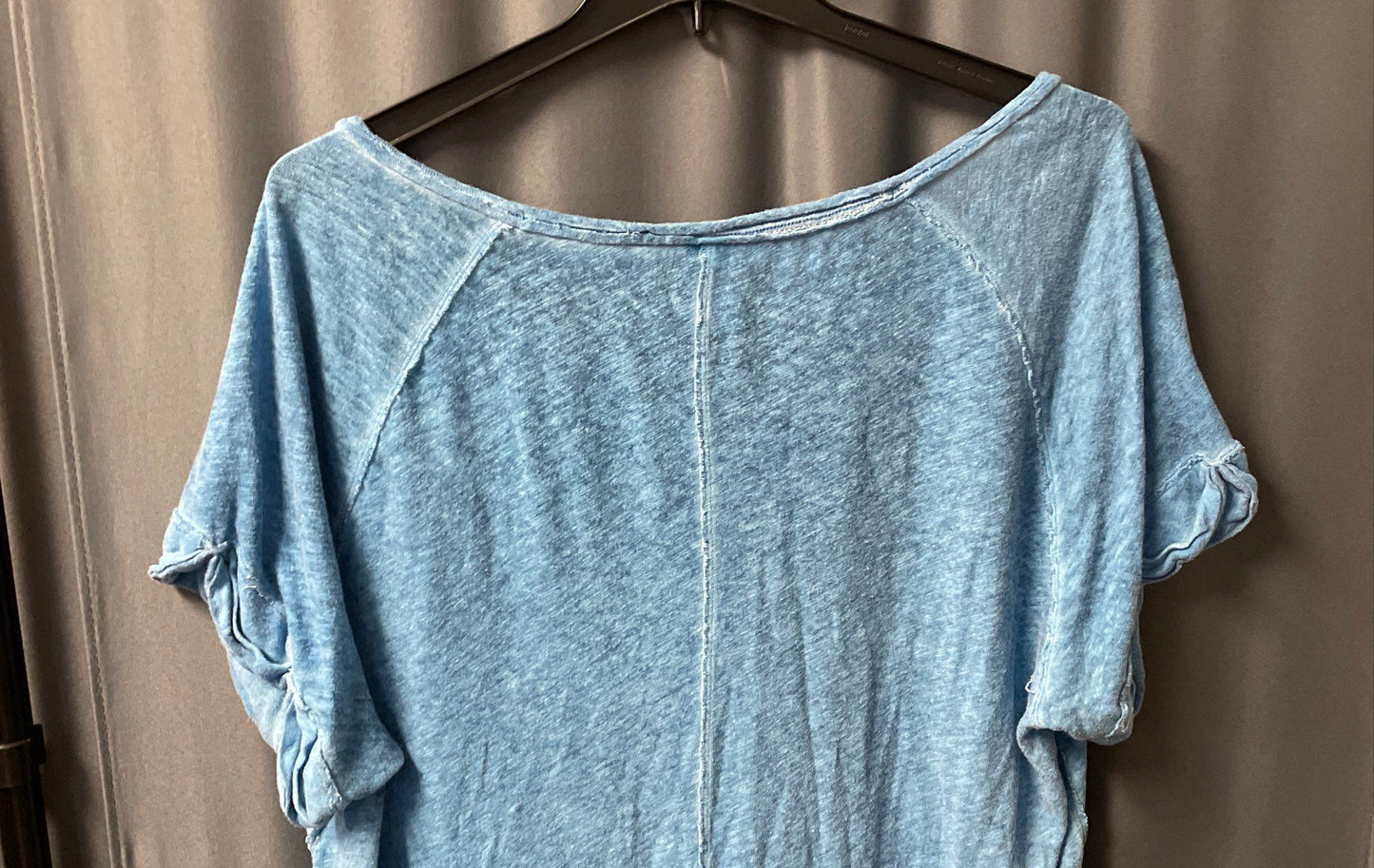 We the Free Women's Blue Linen Blend V-Neck Short Sleeve High Low Top Size S