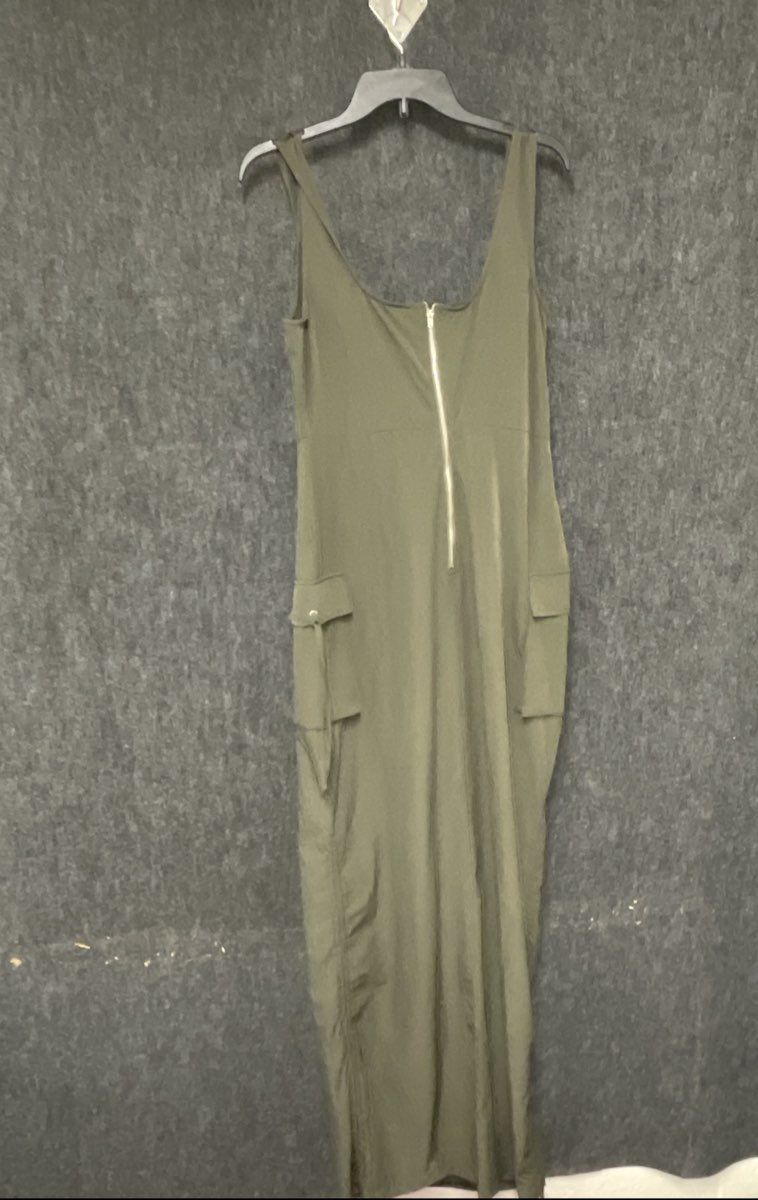 Fashion Nova Women's Feeling Savage Cargo Maxi Dress Olive Green NWT Size XL