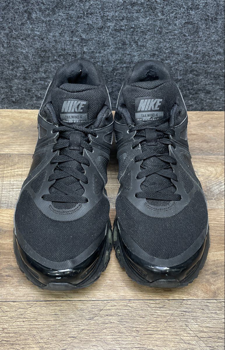 Nike Air Max Tailwind 4 Triple Black Running Shoes 453976-001 Men's Size 11.5