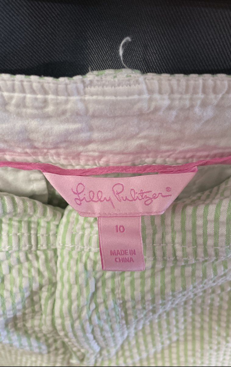 Lilly Pulitzer Women's Green White Seersucker Striped Shorts Sz 10