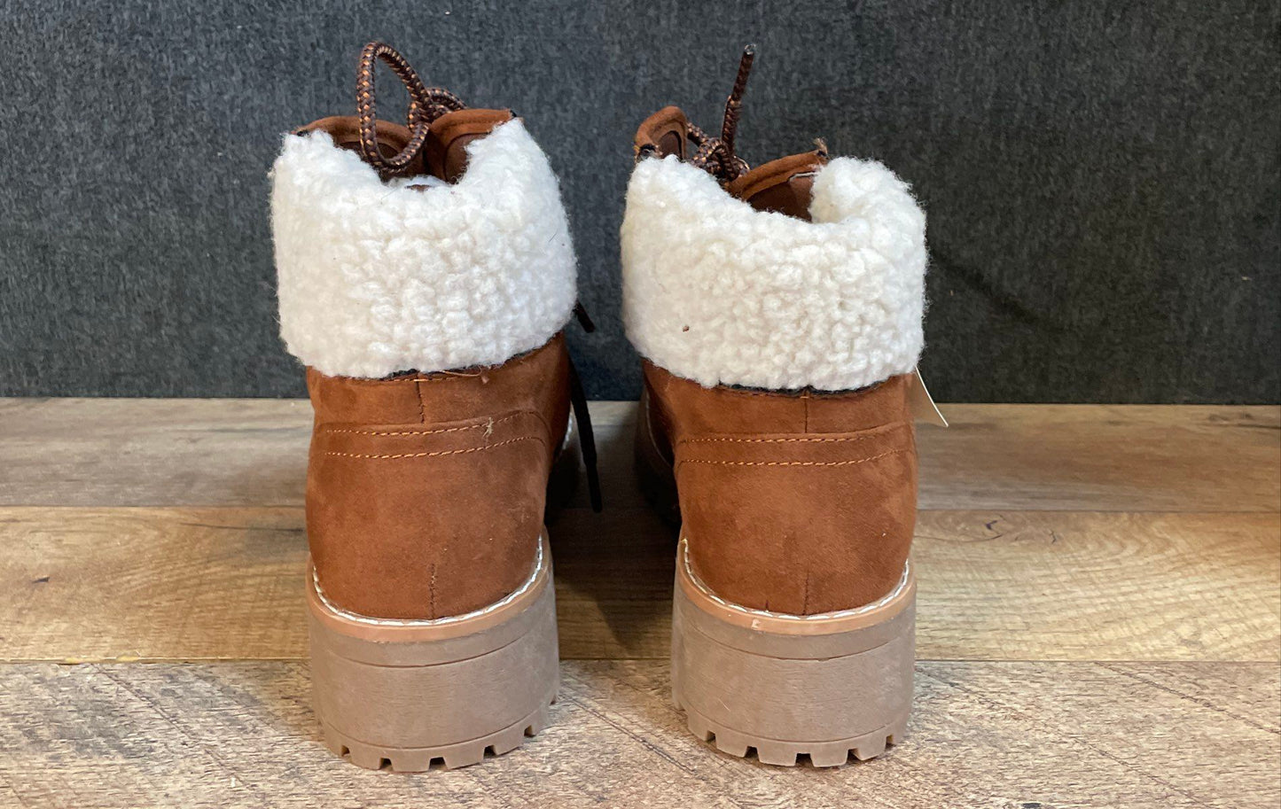 St John's Bay Landson Cognac Brown Faux Fur Trim Ankle Boots Size 8 NWT