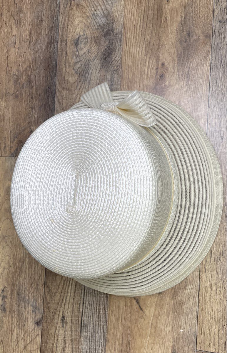 Liz Claiborne Women's Ivory Straw Church Dress Hat Vintage 90s Bow