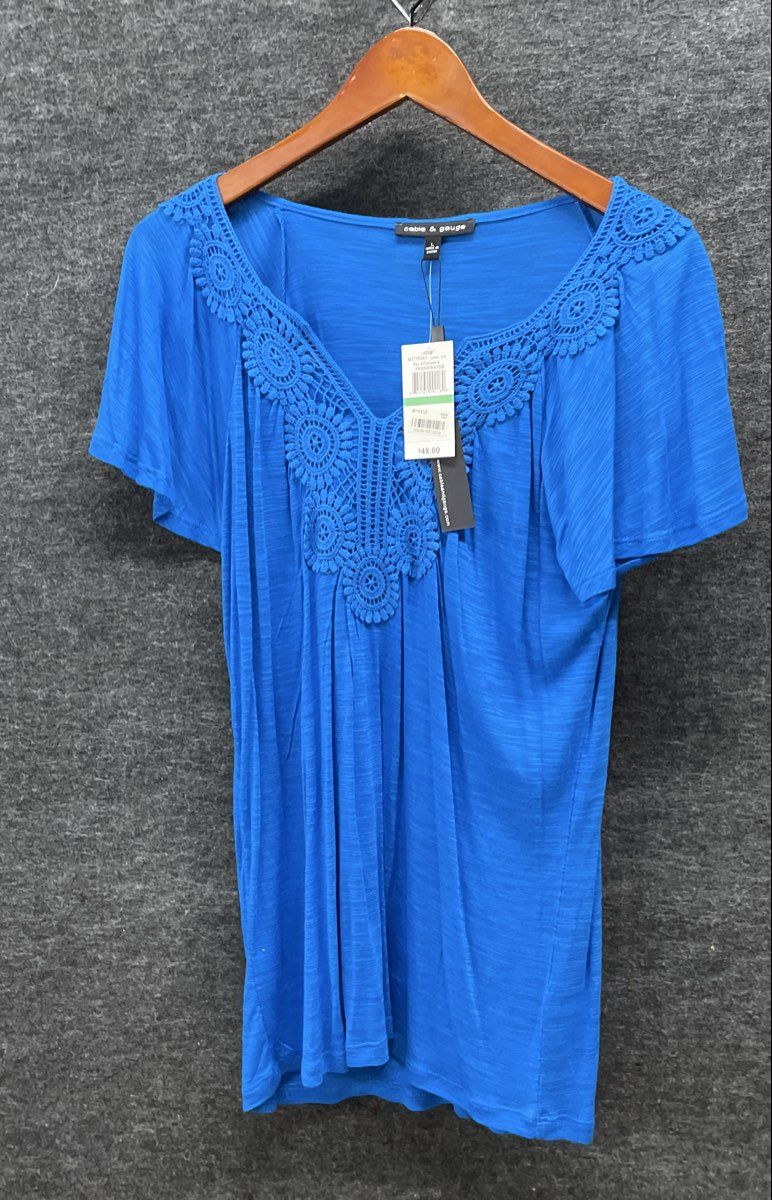 Cable & Gauge Women's Blue Crochet Neck Short Sleeve Slub Knit Shirt Sz L NWT