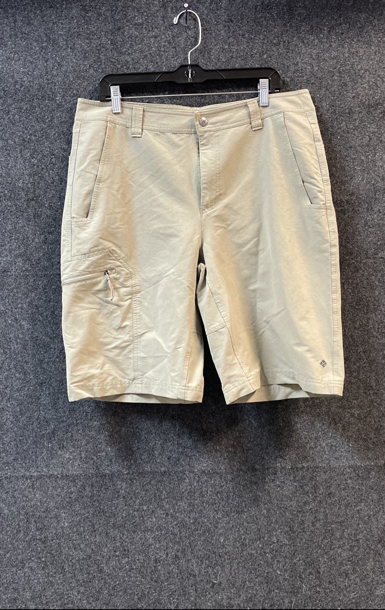 Columbia Men's Tan Omni-Shade Sun Protection Hiking Cargo Shorts Sz 36
