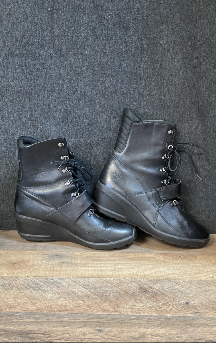 Timberland Black Leather Wedge Ankle Moto Boots Women's Size 11M