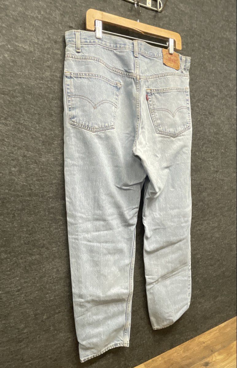 Levi's Men's Vintage 90s 550 Relaxed Fit Tapered Leg Light Wash Jeans Sz 38x34