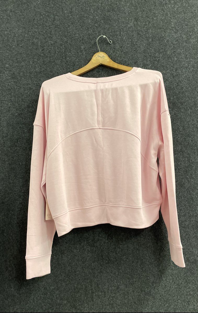 Danskin Women's Pink Cropped Crewneck Sweatshirt NWT Sz L