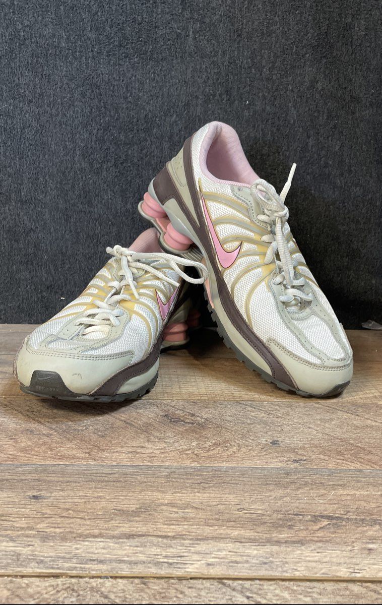 Nike Shox Turbo VII Pink White Tan Running Shoes Size 7Y