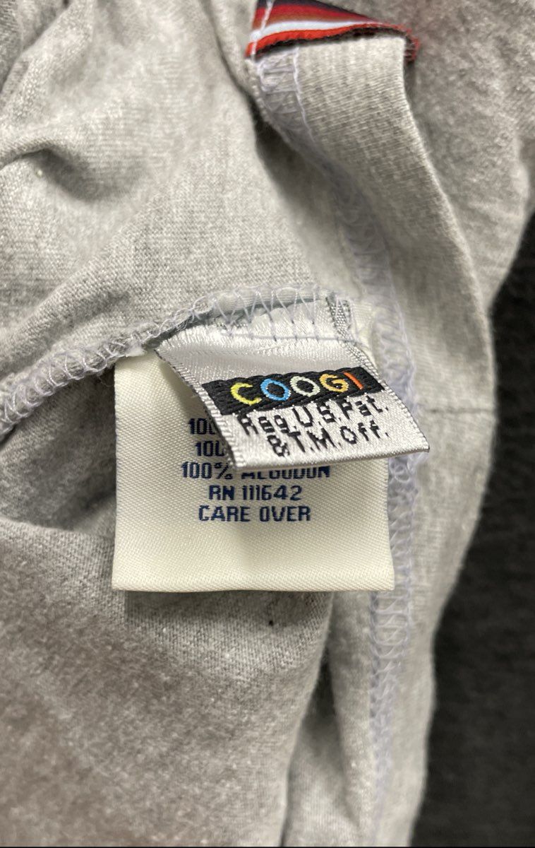 Vintage 90s Coogi Gothic Logo Long Sleeve Graphic T-Shirt Grey Sz L