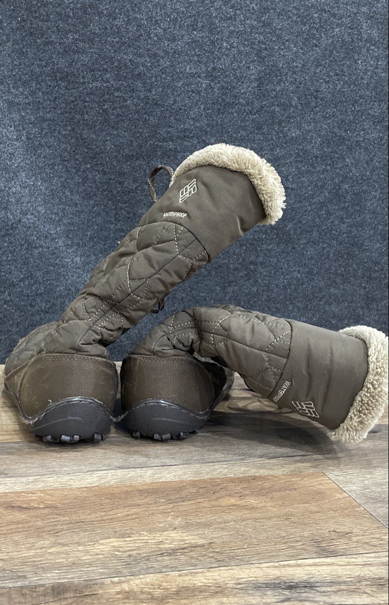 Columbia Minx Brown Quilted Waterproof Faux Fur Winter Boots Women's Size 10