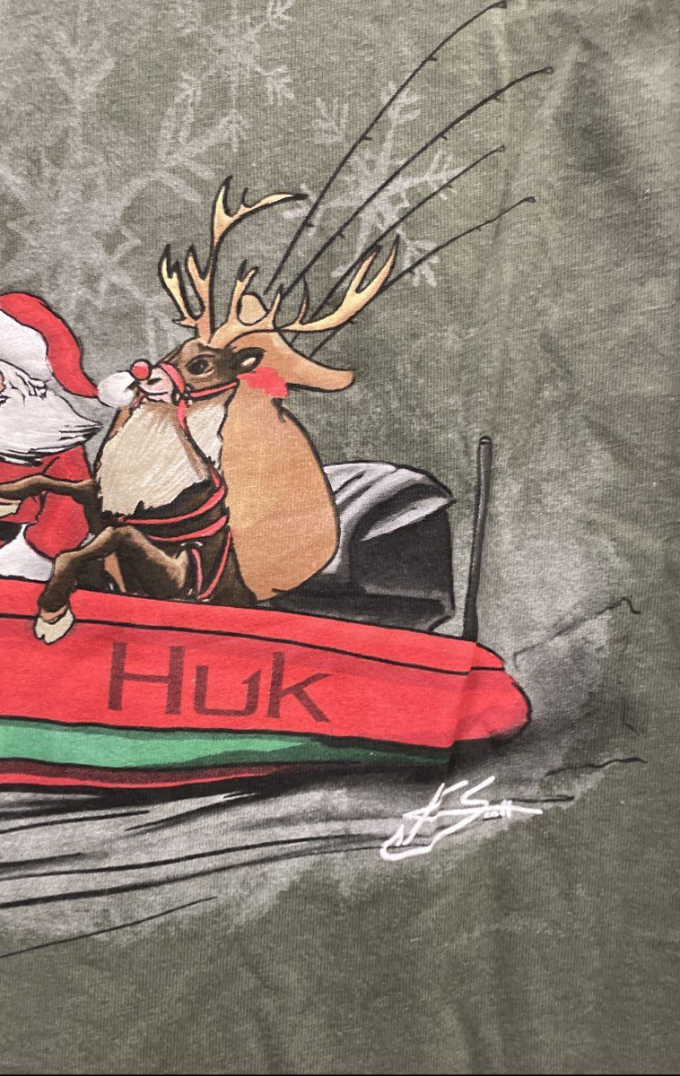Huk Men's Christmas Fishing Graphic T-Shirt Olive Green Santa Bass Boat NWT Sz S
