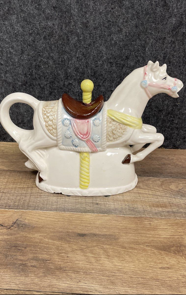 Heritage Mint Carousel Horse Teapot Ceramic Vintage Collectible White Pastel