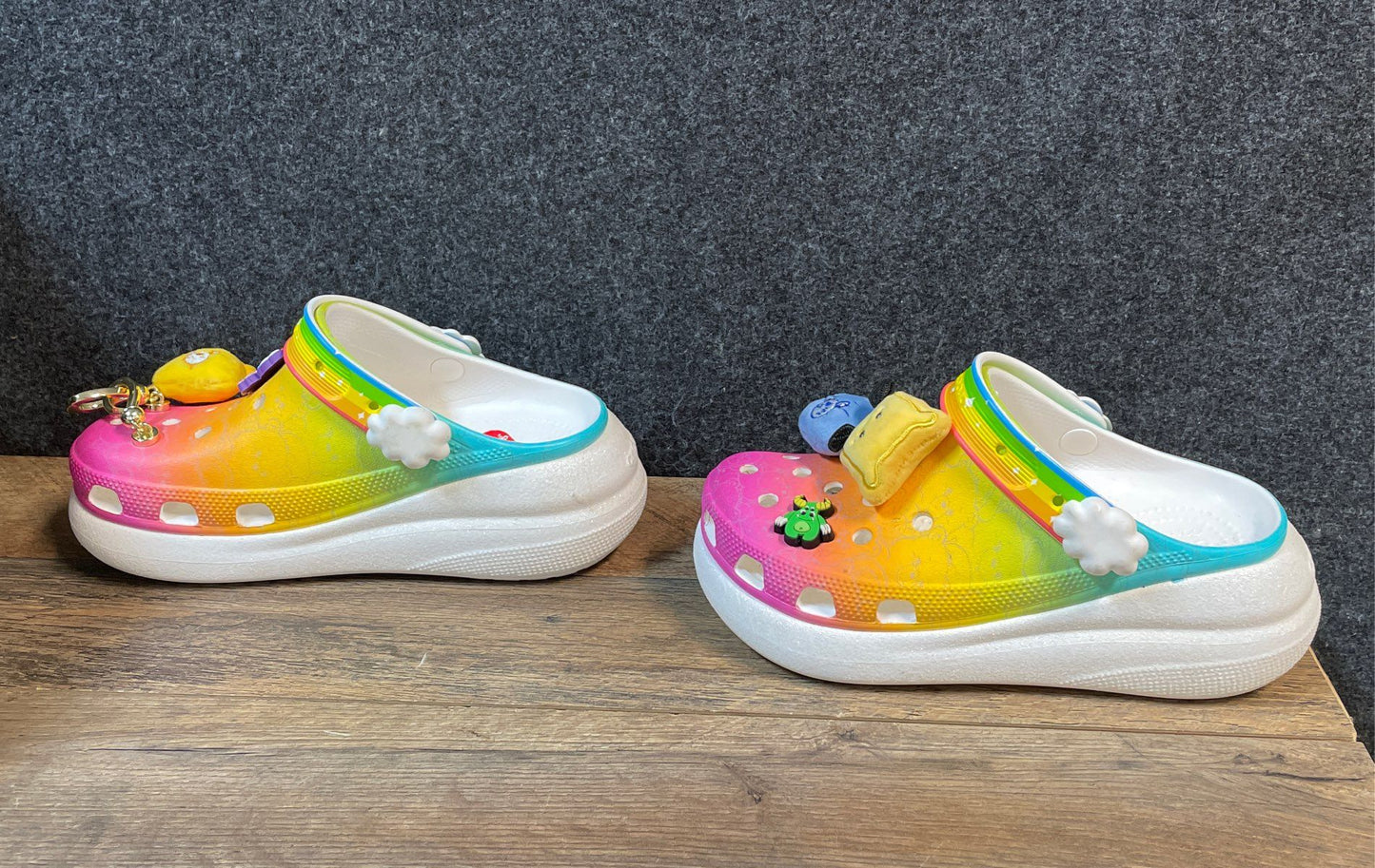Crocs Classic Clog Rainbow Platform Slides Women's 7 Men's 5