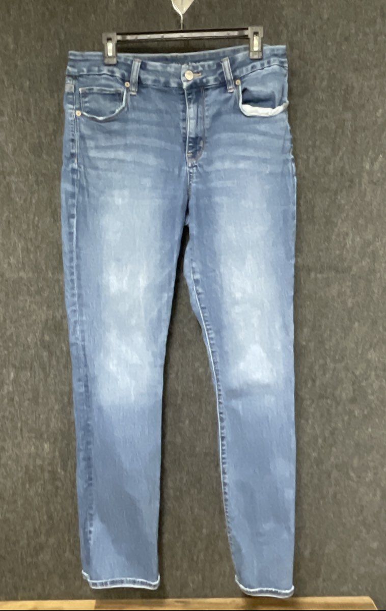 American Eagle Women's Blue Stretch Faded Distressed Jeans Sz 12 Long