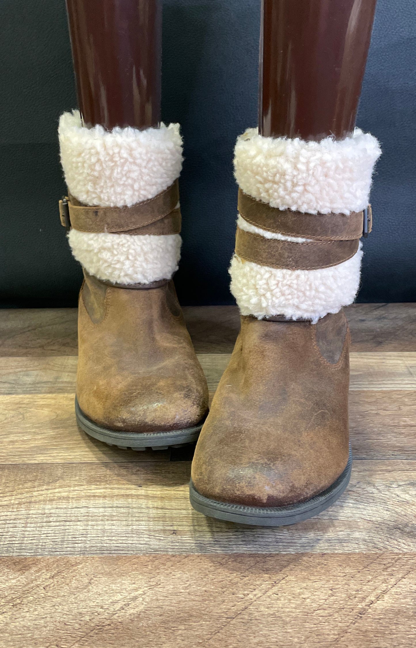 UGG Blayre III Brown Leather Shearling Lined Ankle Boots Women's Size 10