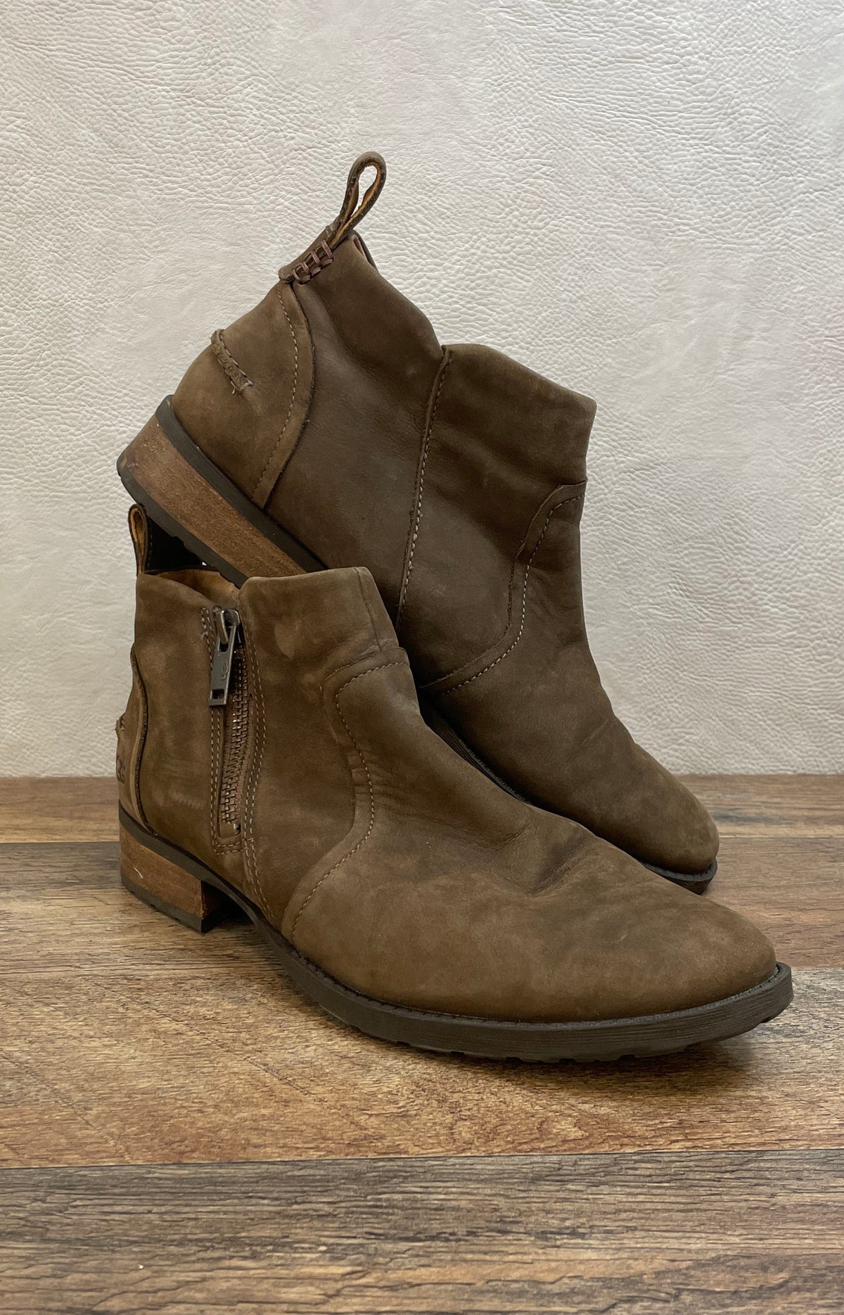 UGG Bonham II Brown Waterproof Leather Ankle Boots Women's Size 7