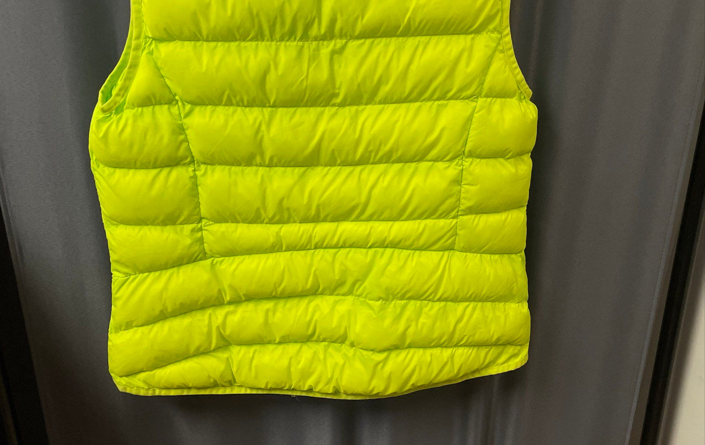 Fabletics Women's Neon Lime Green Quilted Hooded Puffer Vest Full Zip Sz M