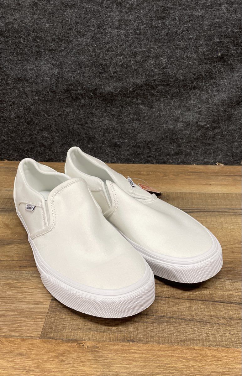 Vans Asher True White Canvas Slip-On Sneakers Women's Size 9 DS New in Box