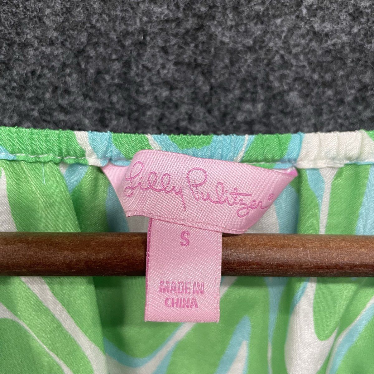 Lilly Pulitzer Women's Finders Keepers Green Blue Swirl 100% Silk Blouse Sz S