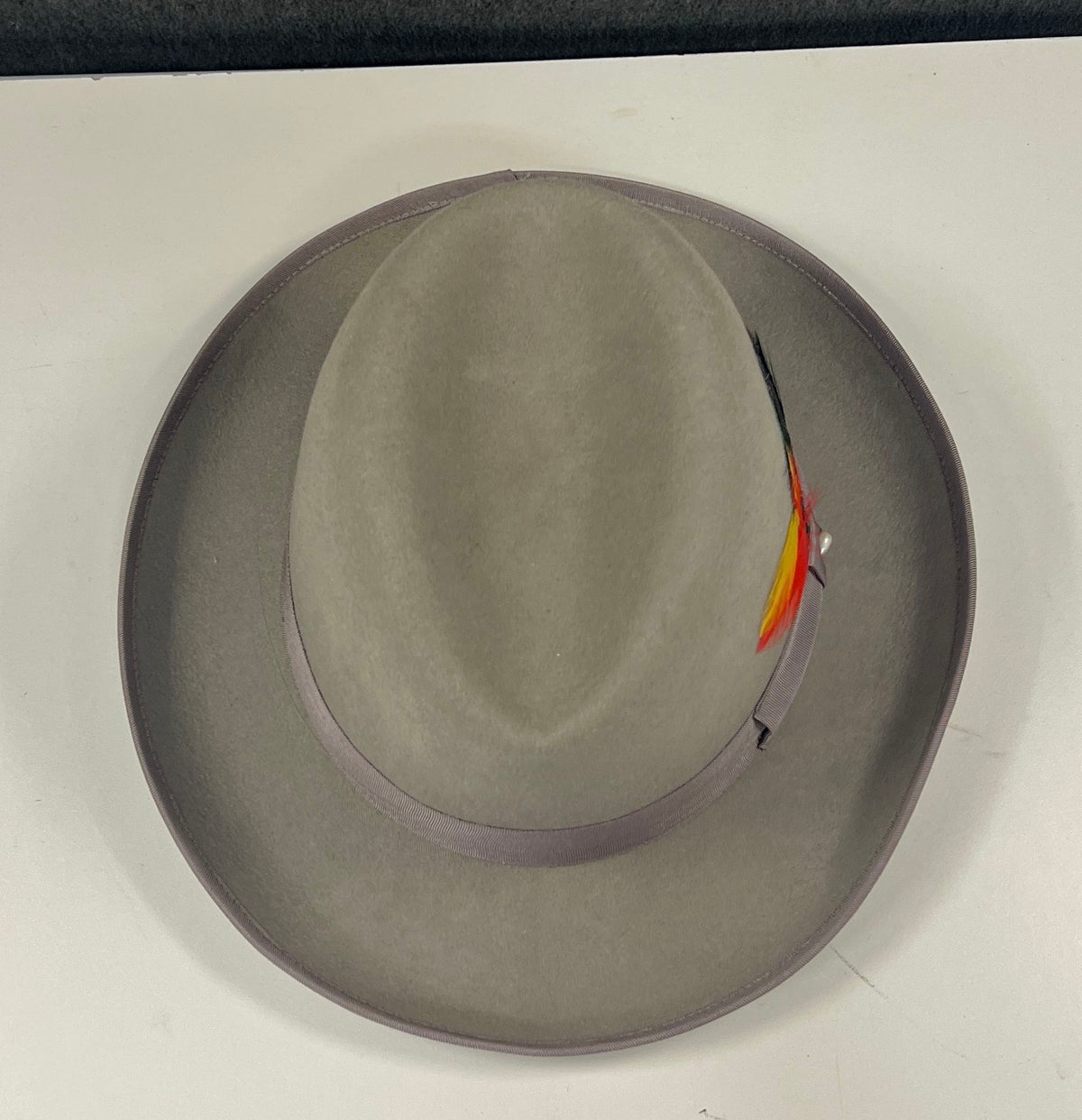 H Fashion K Unisex Gray Wool Felt Fedora Hat Feather Accent Sz 57.5cm