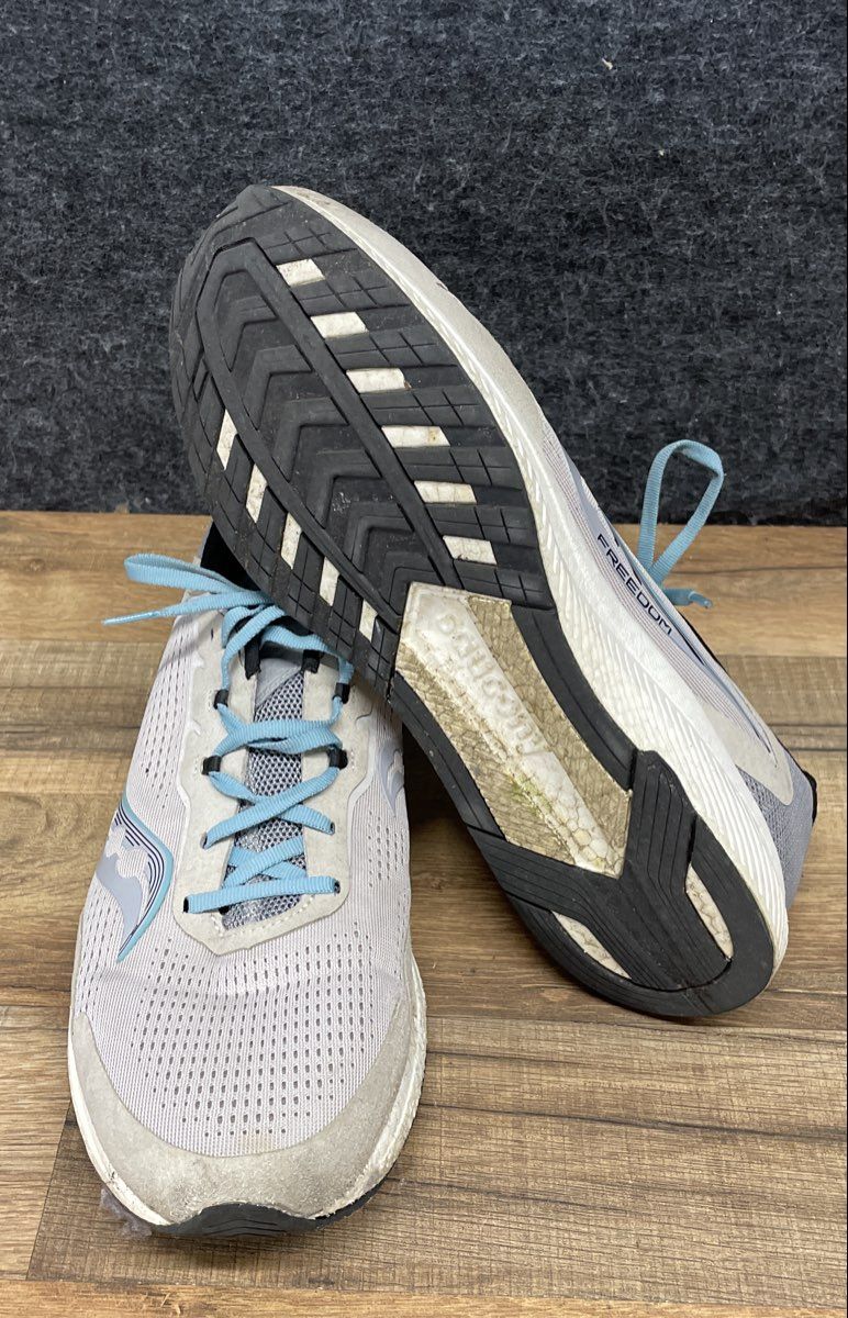 Saucony Freedom 4 Stone Grey Running Shoes Men's Size 11.5