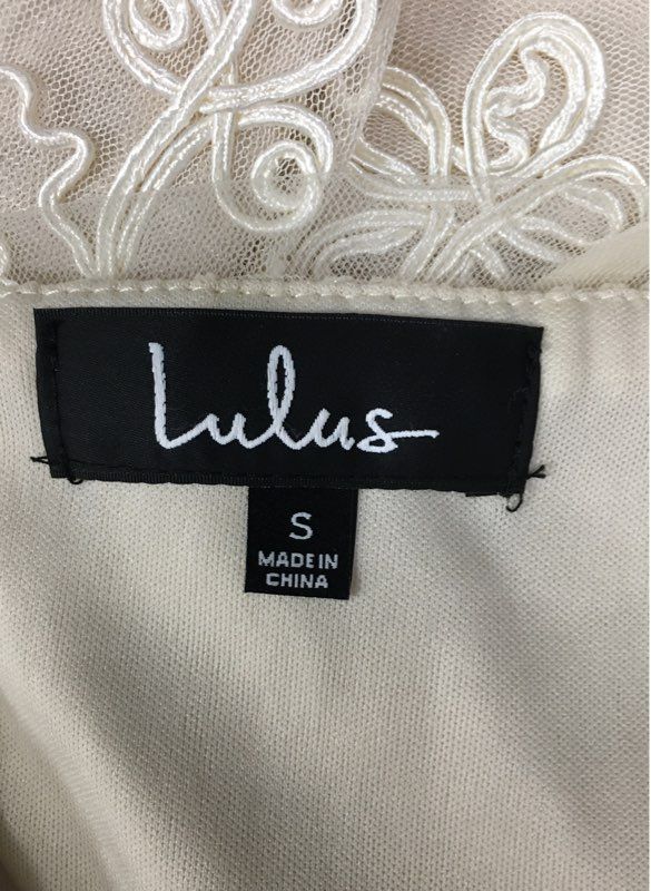 Lulus Women's Cream Embroidered Floral Illusion Neckline Maxi Dress NWT Sz S